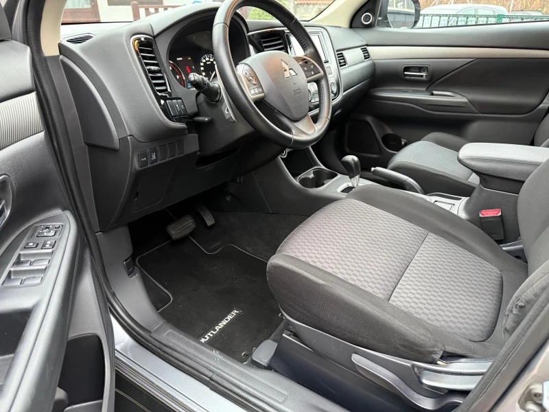 Mitsubishi Outlander 2.2DI-D AWD.Автомат.7 м., снимка 8 - Автомобили и джипове - 48205406