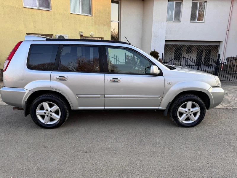 Nissan X-trail 2.5i Бензин 4х4, снимка 2 - Автомобили и джипове - 49028816