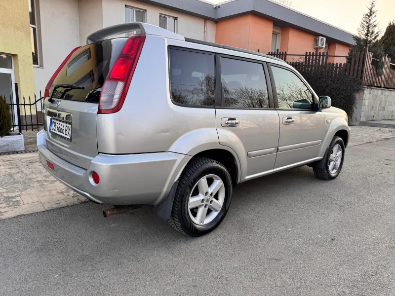 Nissan X-trail 2.5i Бензин 4х4, снимка 5 - Автомобили и джипове - 49028816