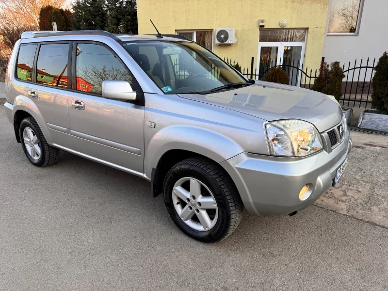 Nissan X-trail 2.5i Бензин 4х4, снимка 4 - Автомобили и джипове - 49028816