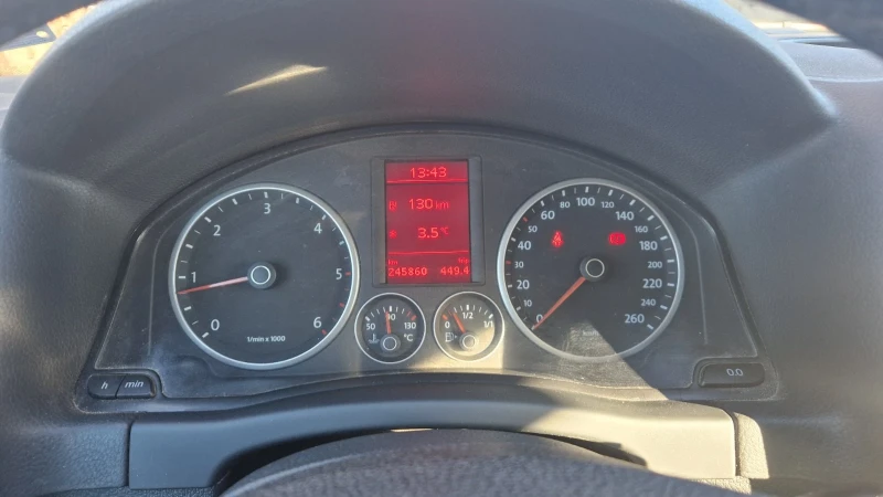 VW Tiguan, снимка 6 - Автомобили и джипове - 52448234