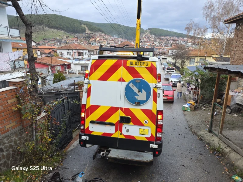 Iveco Massive Iveco daily , снимка 3 - Автомобили и джипове - 53025113