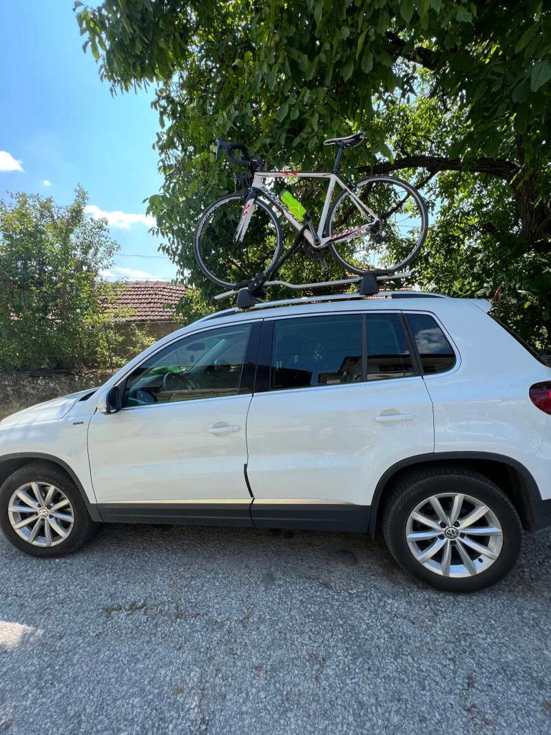 VW Tiguan 2.0 TDI 4x4 150к.с Keyless. carplay.navi., снимка 16 - Автомобили и джипове - 52683565