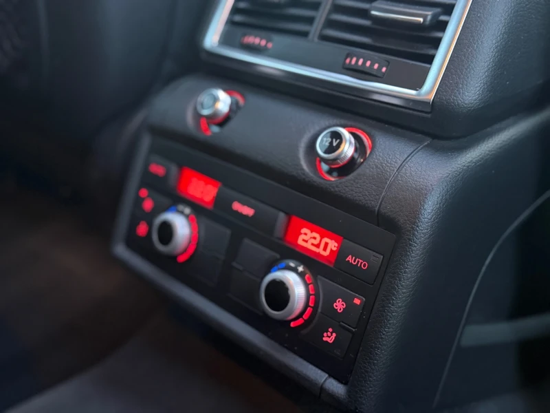 Audi Q7 S line 7 местна , снимка 6 - Автомобили и джипове - 52913543