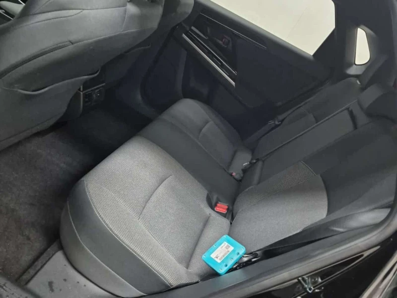 Toyota Rav4 BZ4X LE  CARFAX, снимка 12 - Автомобили и джипове - 53514915