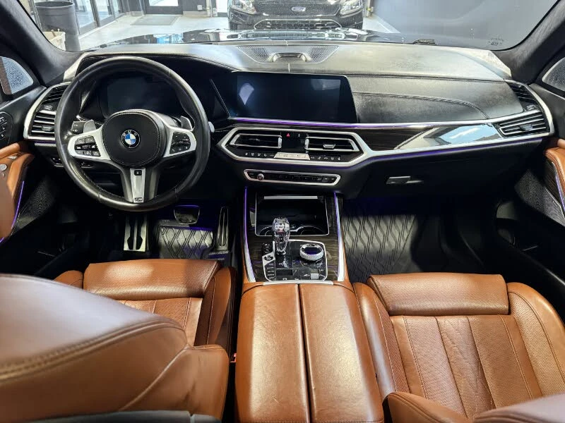 BMW X7 M-PK* B&W* PANO* ЗИМНИ ГУМИ* LASER* DIS* КРАЙНА ЦЕ, снимка 7 - Автомобили и джипове - 55220838