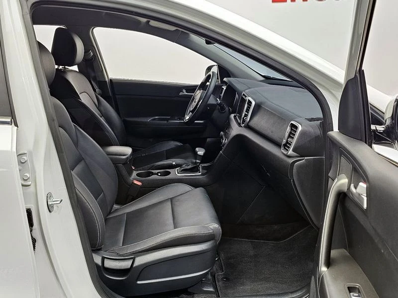Kia Sportage Diesel 1.7 2WD Trendy| 115к.с.| ВКЛ.ТЕХНОТЕСТ, снимка 11 - Автомобили и джипове - 55222235