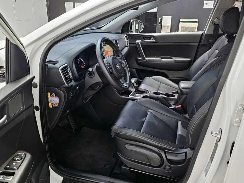Kia Sportage Diesel 1.7 2WD Trendy| 115к.с.| ВКЛ.ТЕХНОТЕСТ, снимка 10 - Автомобили и джипове - 55222235
