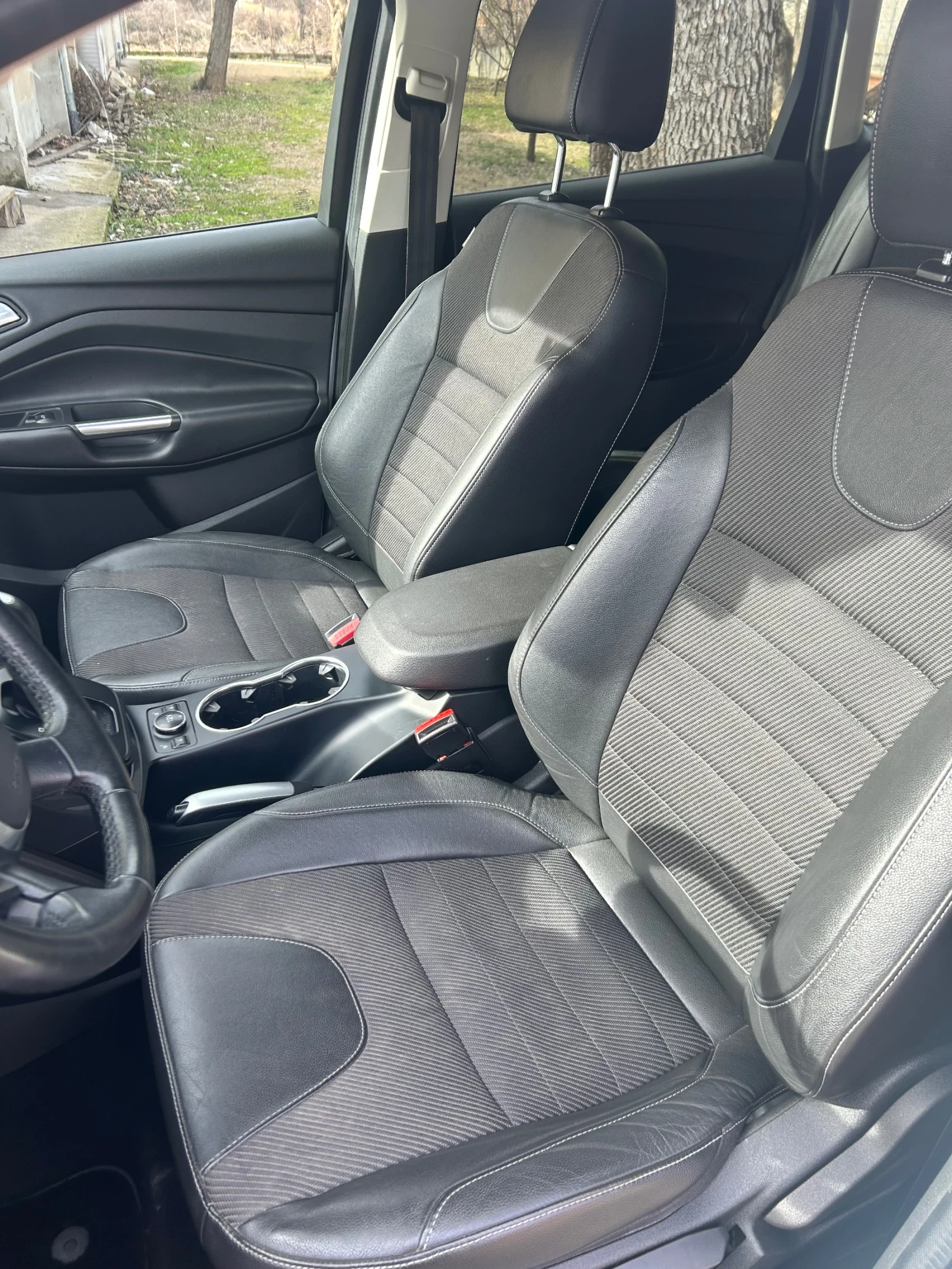 Ford Kuga  - изображение 7