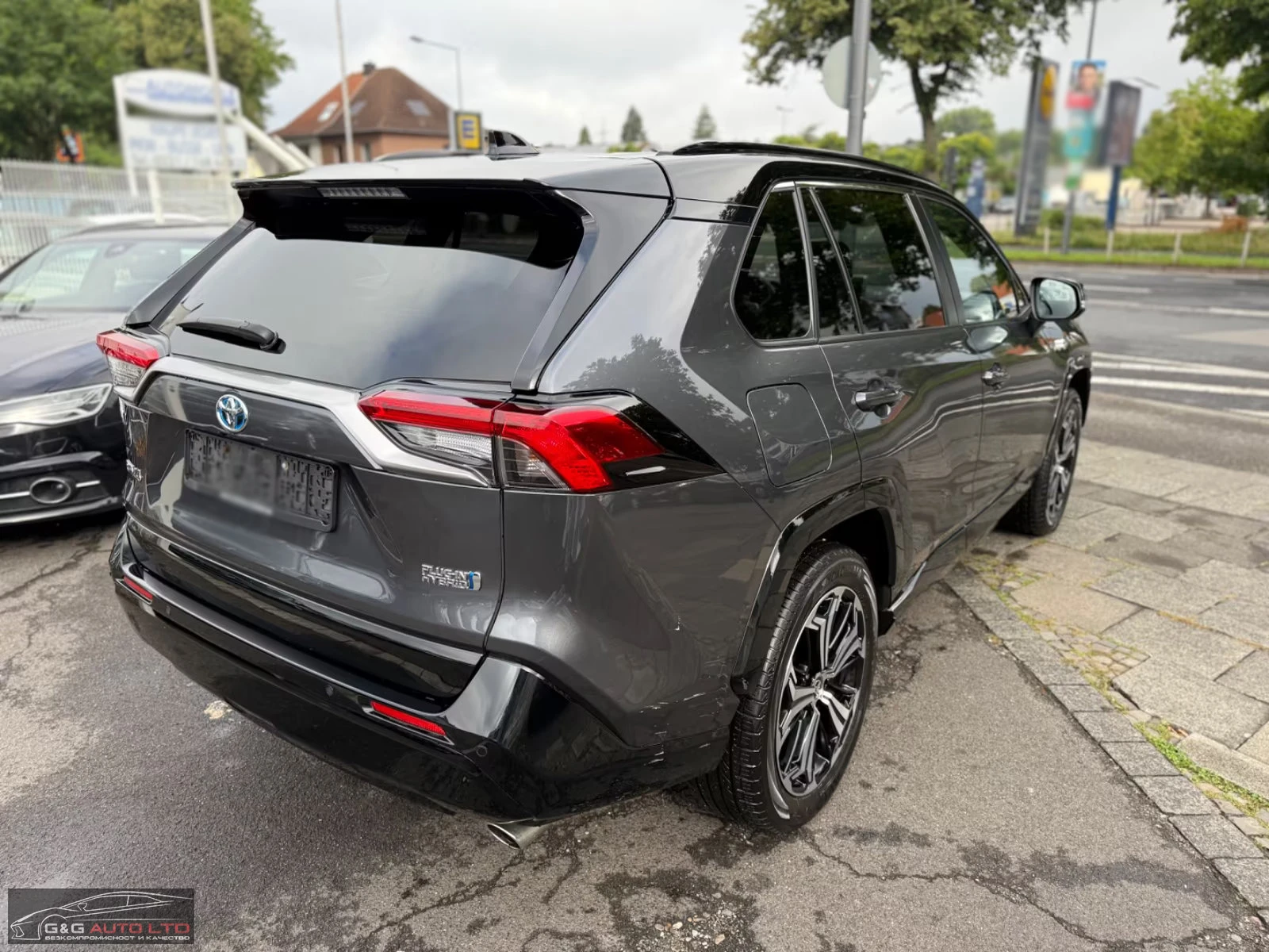 Toyota Rav4 PHEV/306HP/STYLE/PANO/MEMO/HUD/NAVI/KLESS/188gpr - изображение 6
