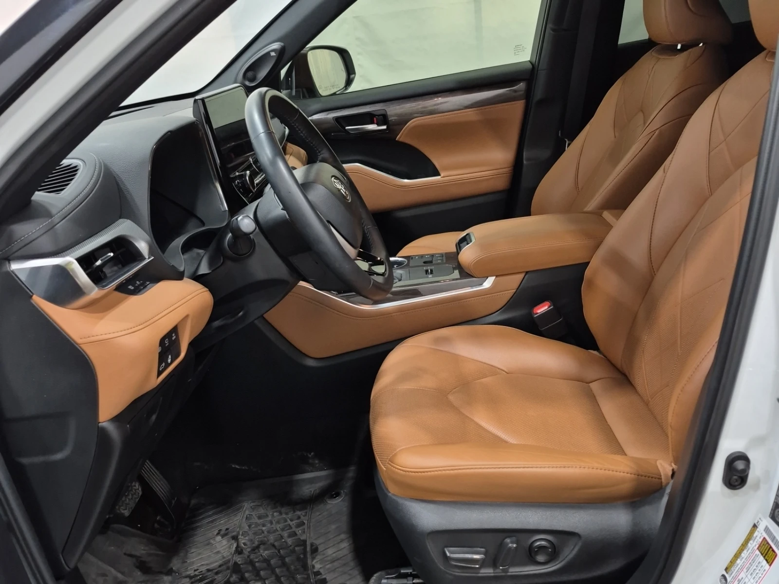 Toyota Highlander HYBRID PLATINUM* CARFAX* БЕЗ ПЪРВОНАЧАЛНА - изображение 7