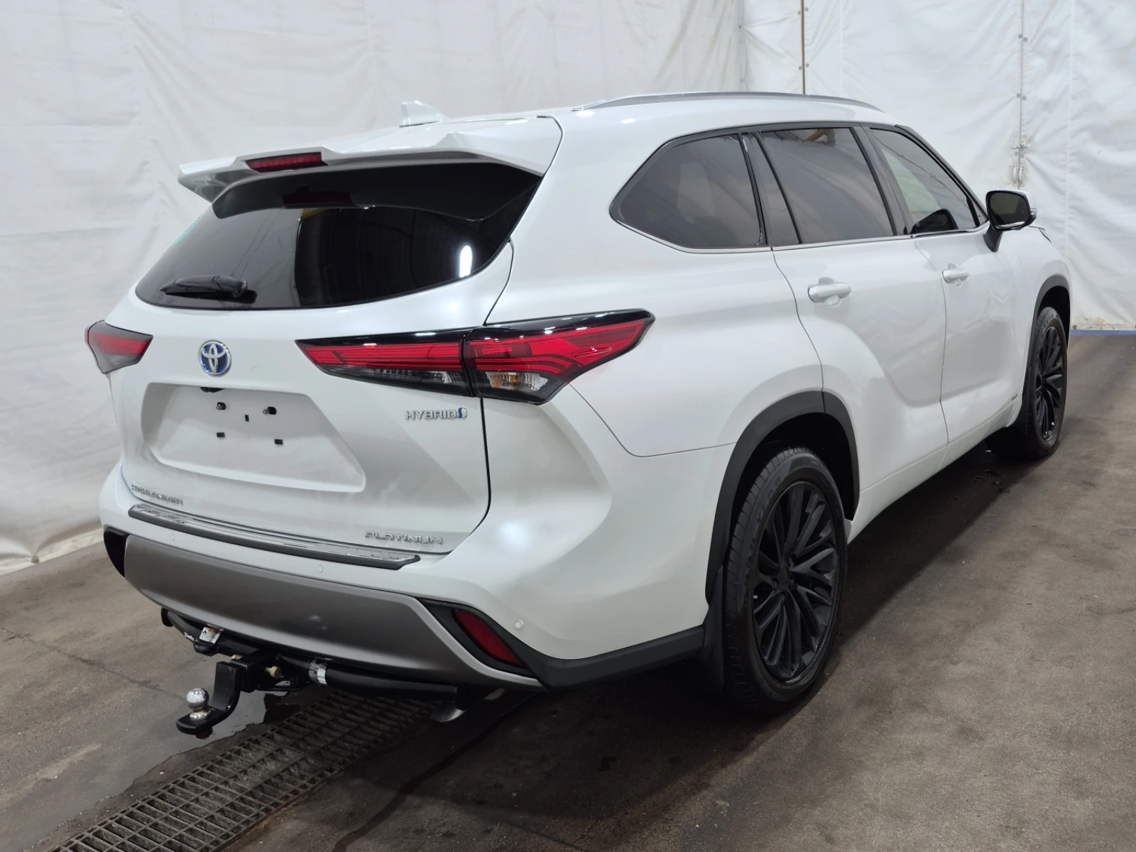 Toyota Highlander HYBRID PLATINUM* CARFAX* БЕЗ ПЪРВОНАЧАЛНА - изображение 4