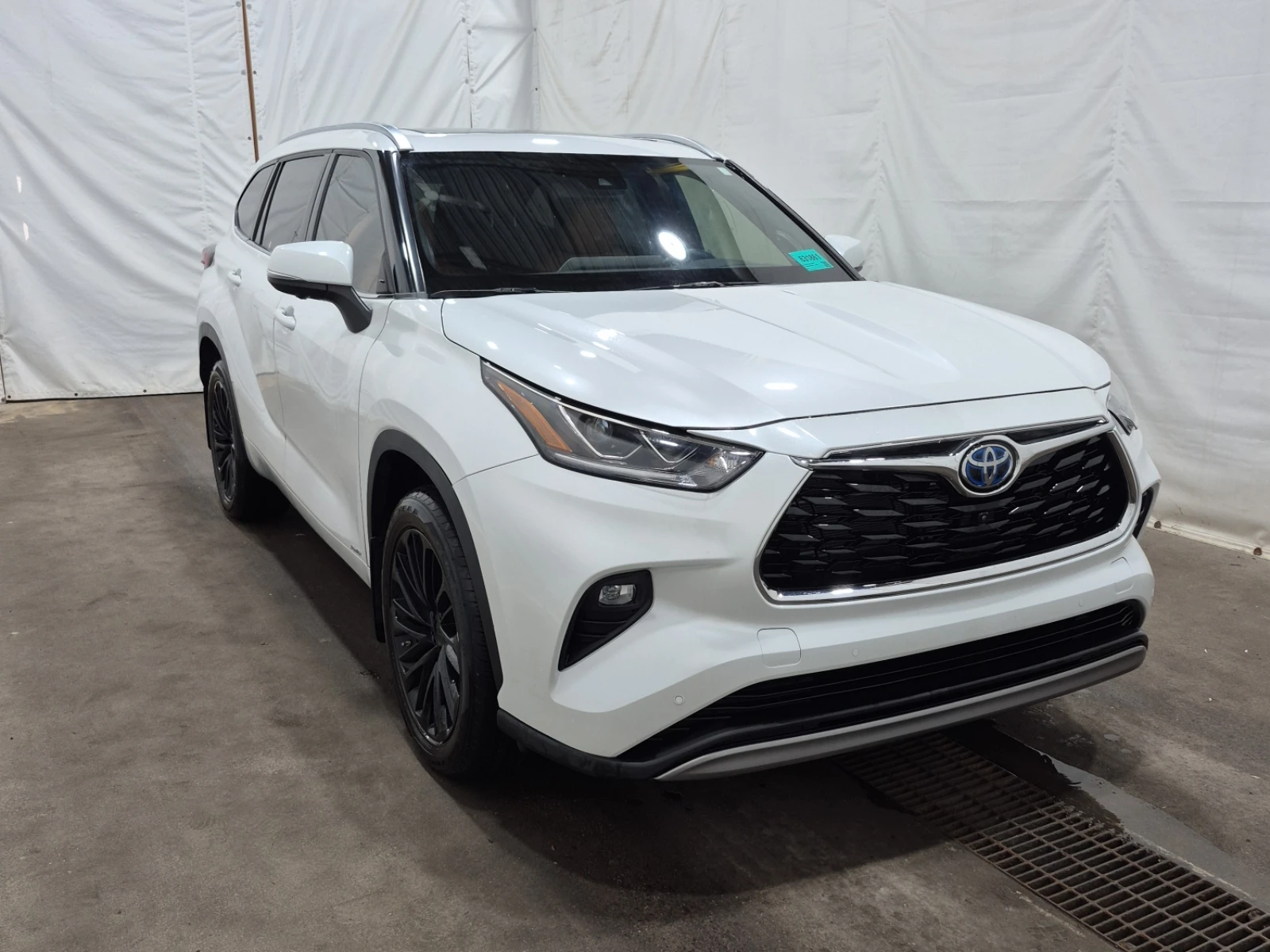 Toyota Highlander HYBRID PLATINUM* CARFAX* БЕЗ ПЪРВОНАЧАЛНА - изображение 2
