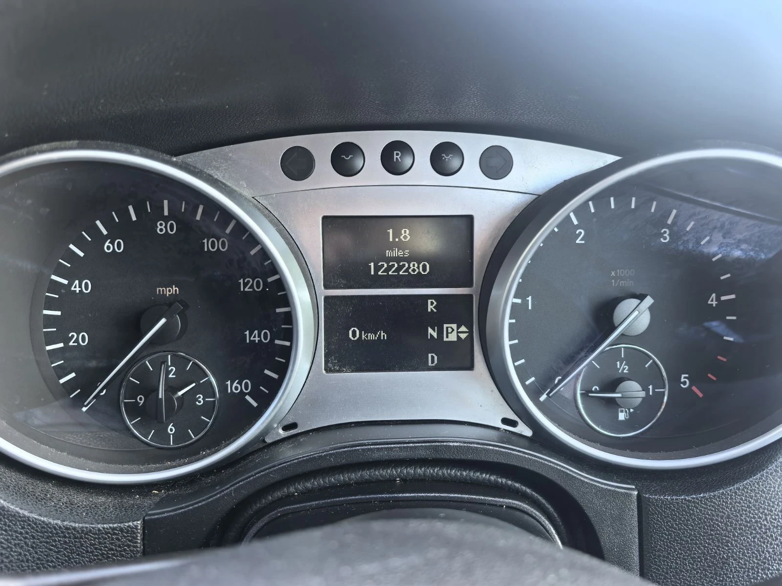 Mercedes-Benz ML 320  - изображение 10