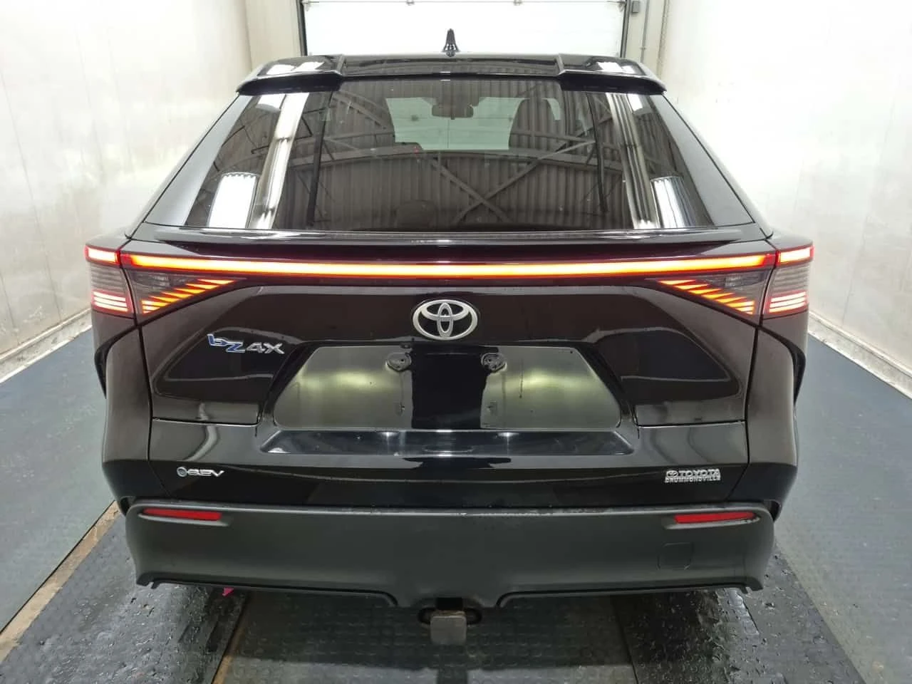 Toyota Rav4 BZ4X LE  CARFAX - изображение 6