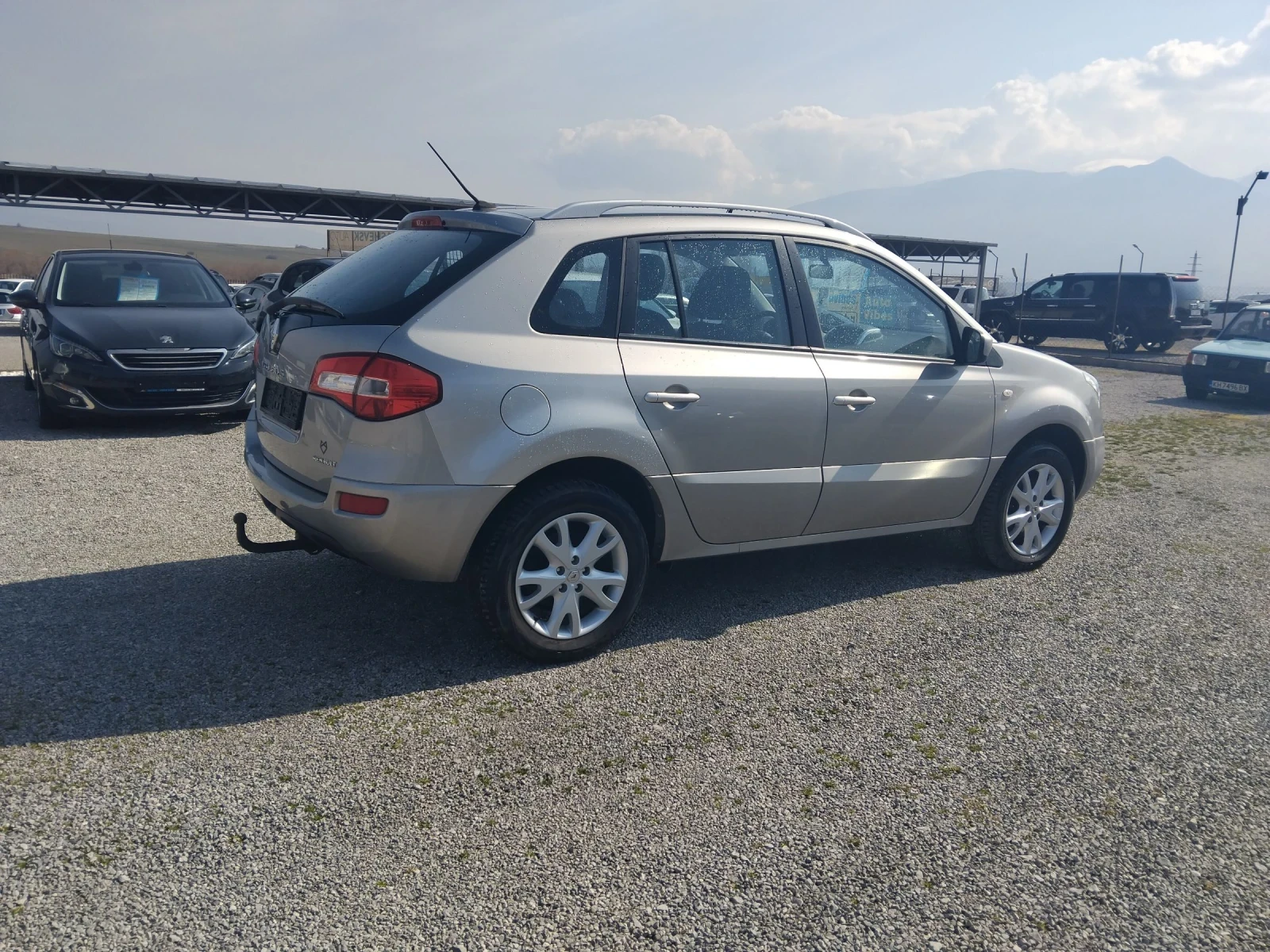 Renault Koleos 2.0DCI150ксА/С 4?4, снимка 12 - Автомобили и джипове - 53754256