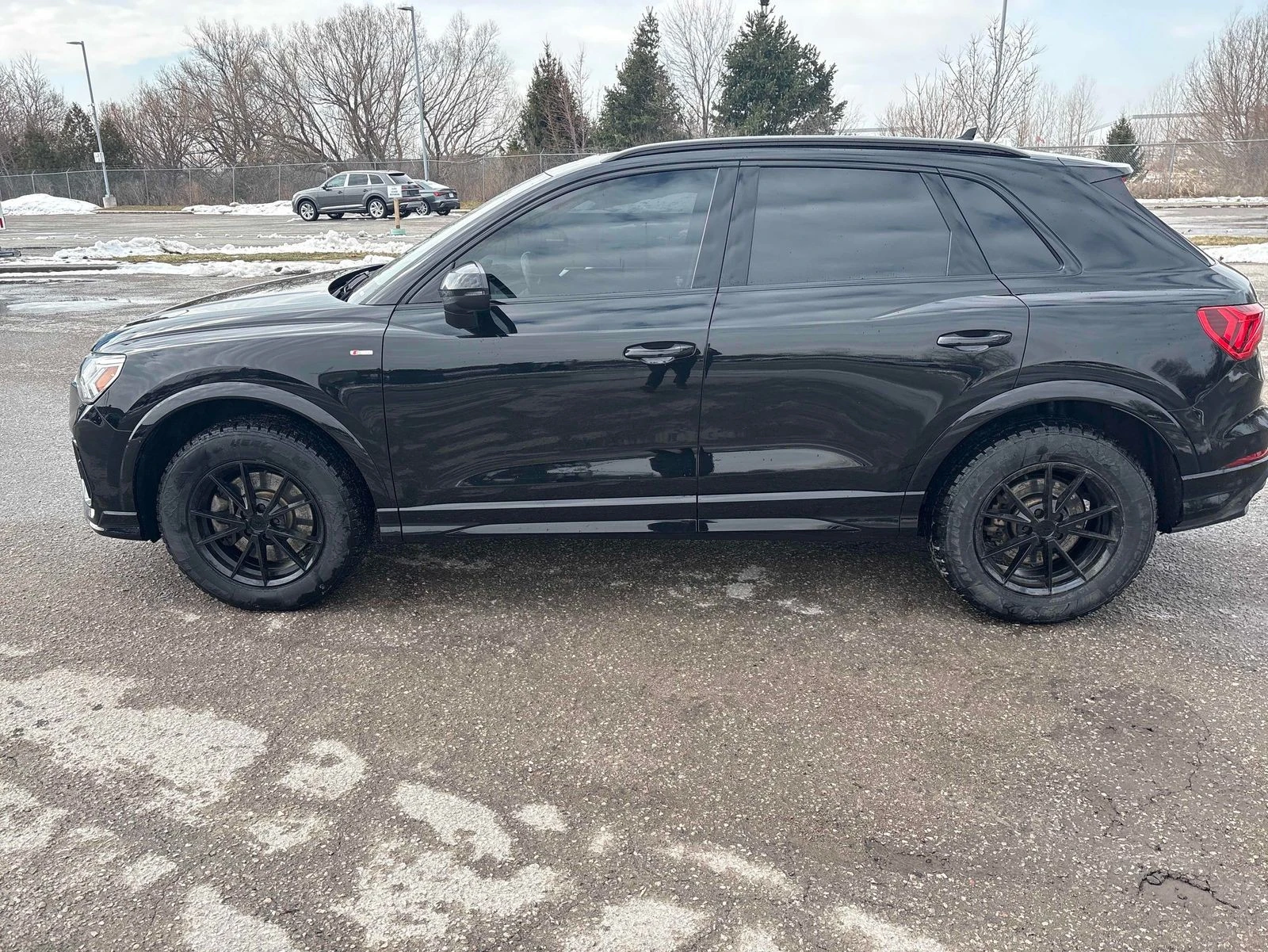 Audi Q3 Progressiv С РЕГИСТРАЦИЯ & АВТО КРЕДИТ, снимка 3 - Автомобили и джипове - 53911751