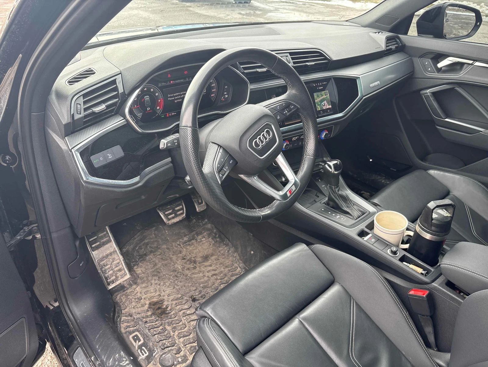 Audi Q3 Progressiv С РЕГИСТРАЦИЯ & АВТО КРЕДИТ, снимка 8 - Автомобили и джипове - 53911751