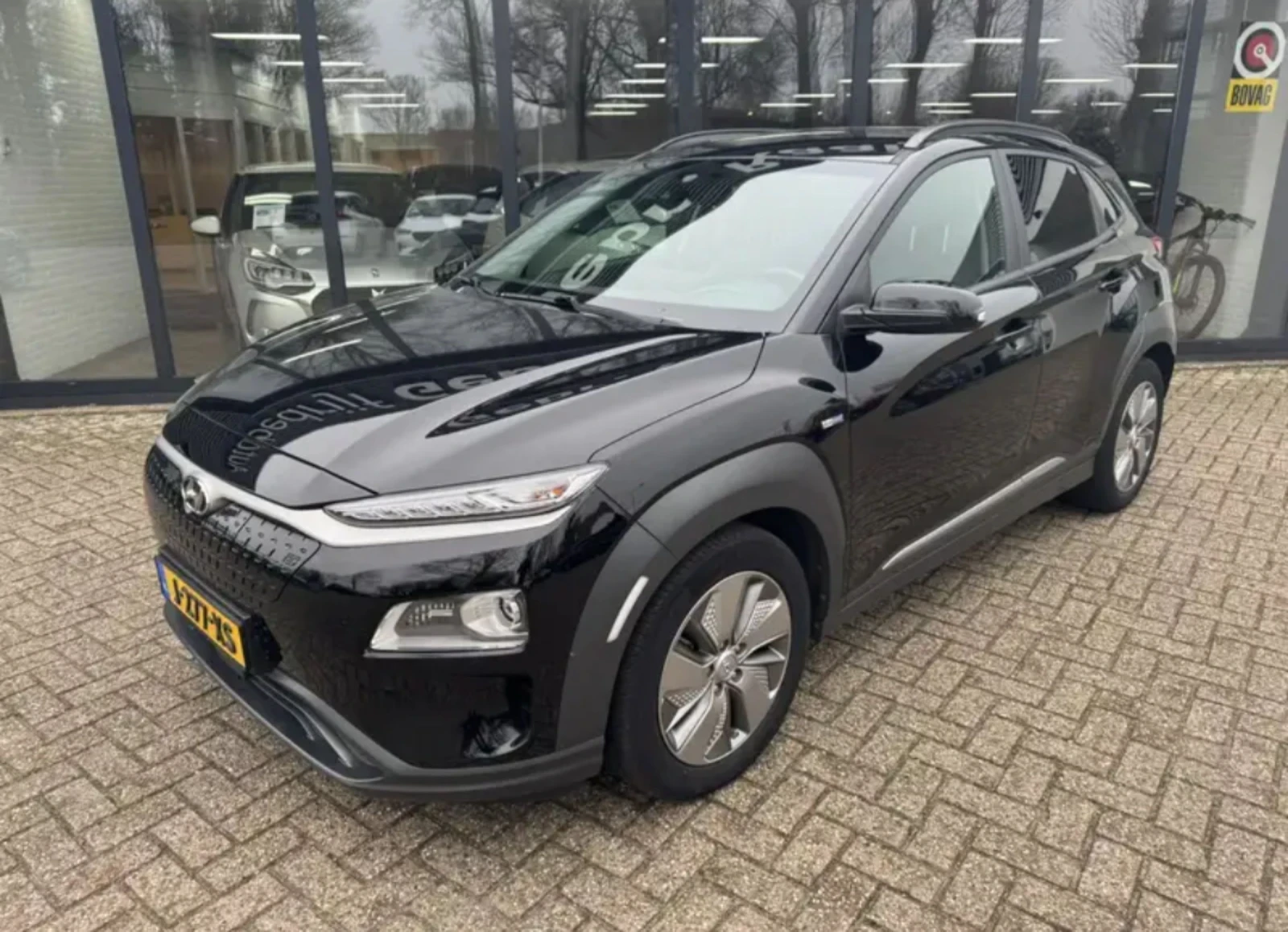 Hyundai Kona Premium, снимка 2 - Автомобили и джипове - 54030855