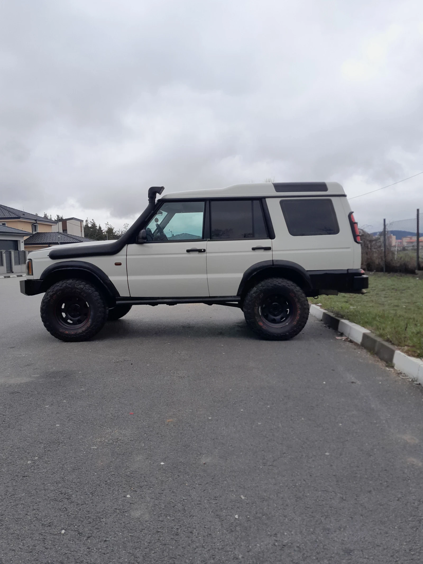 Land Rover Discovery 2, снимка 4 - Автомобили и джипове - 54077765