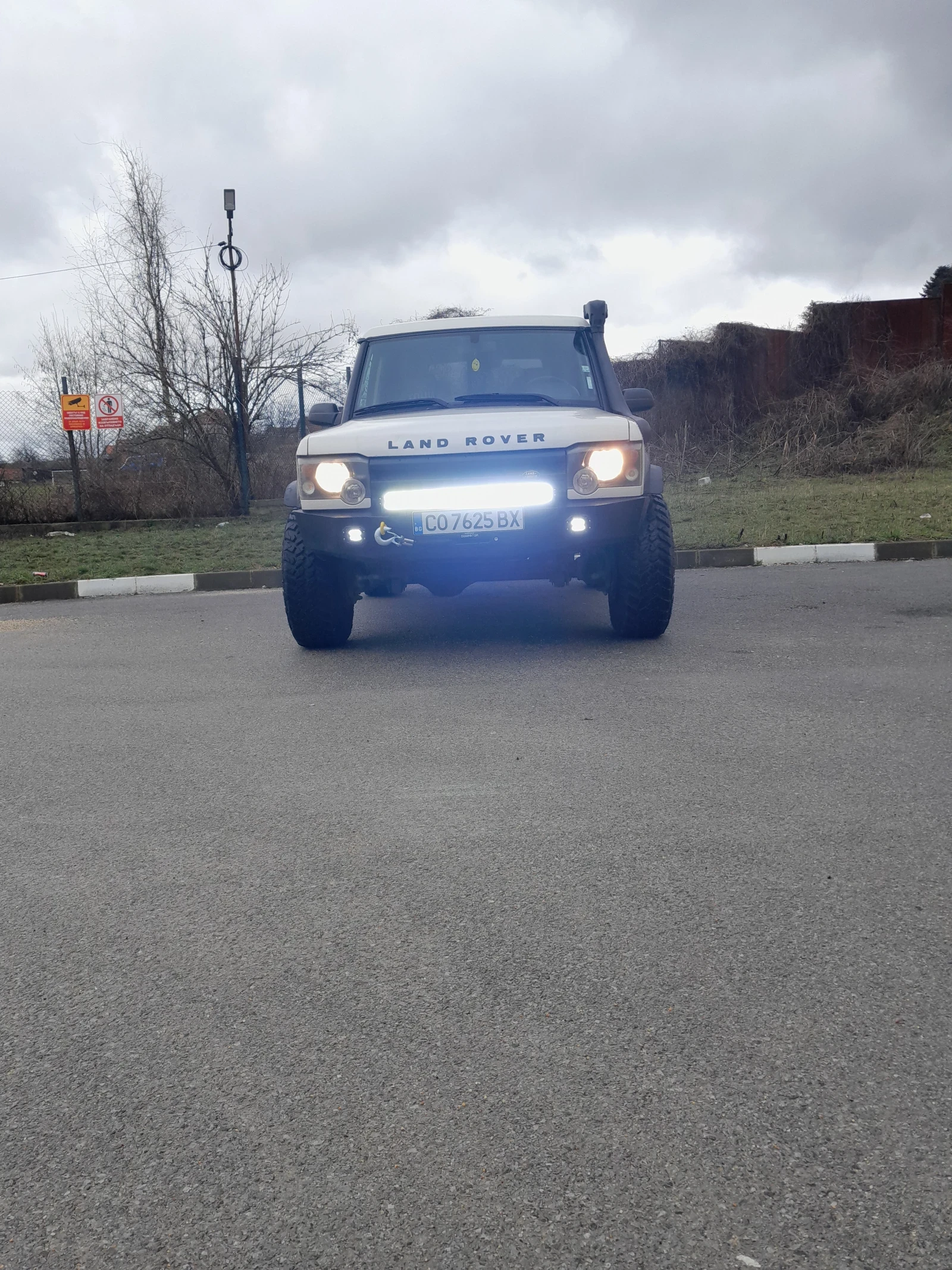 Land Rover Discovery 2, снимка 2 - Автомобили и джипове - 54077765