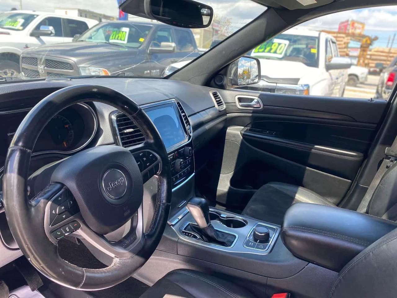 Jeep Grand cherokee * Laredo * CARFAX * ЦЕНА ДО БГ, снимка 9 - Автомобили и джипове - 54607552