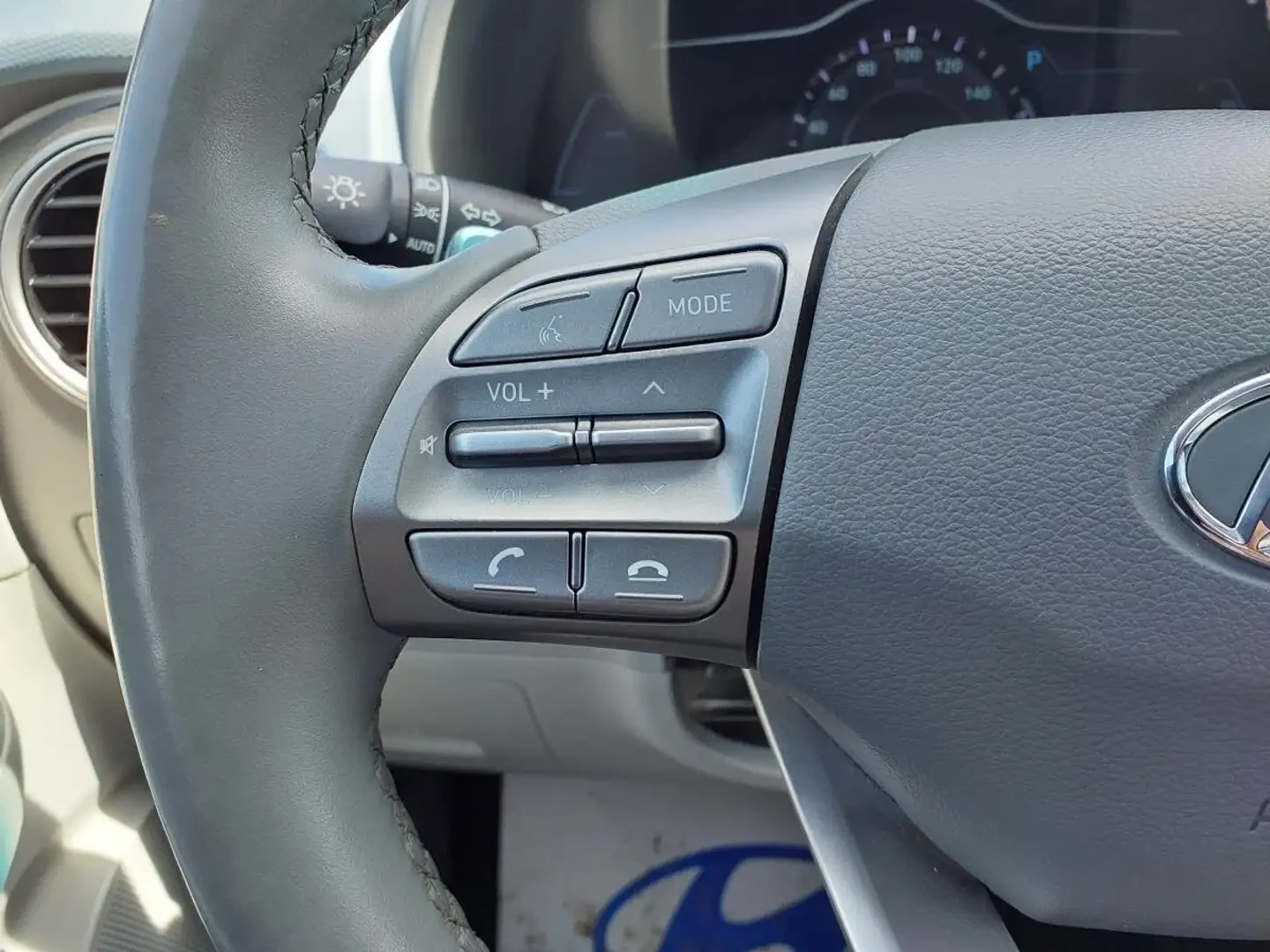 Hyundai Kona KONA, снимка 15 - Автомобили и джипове - 54788249