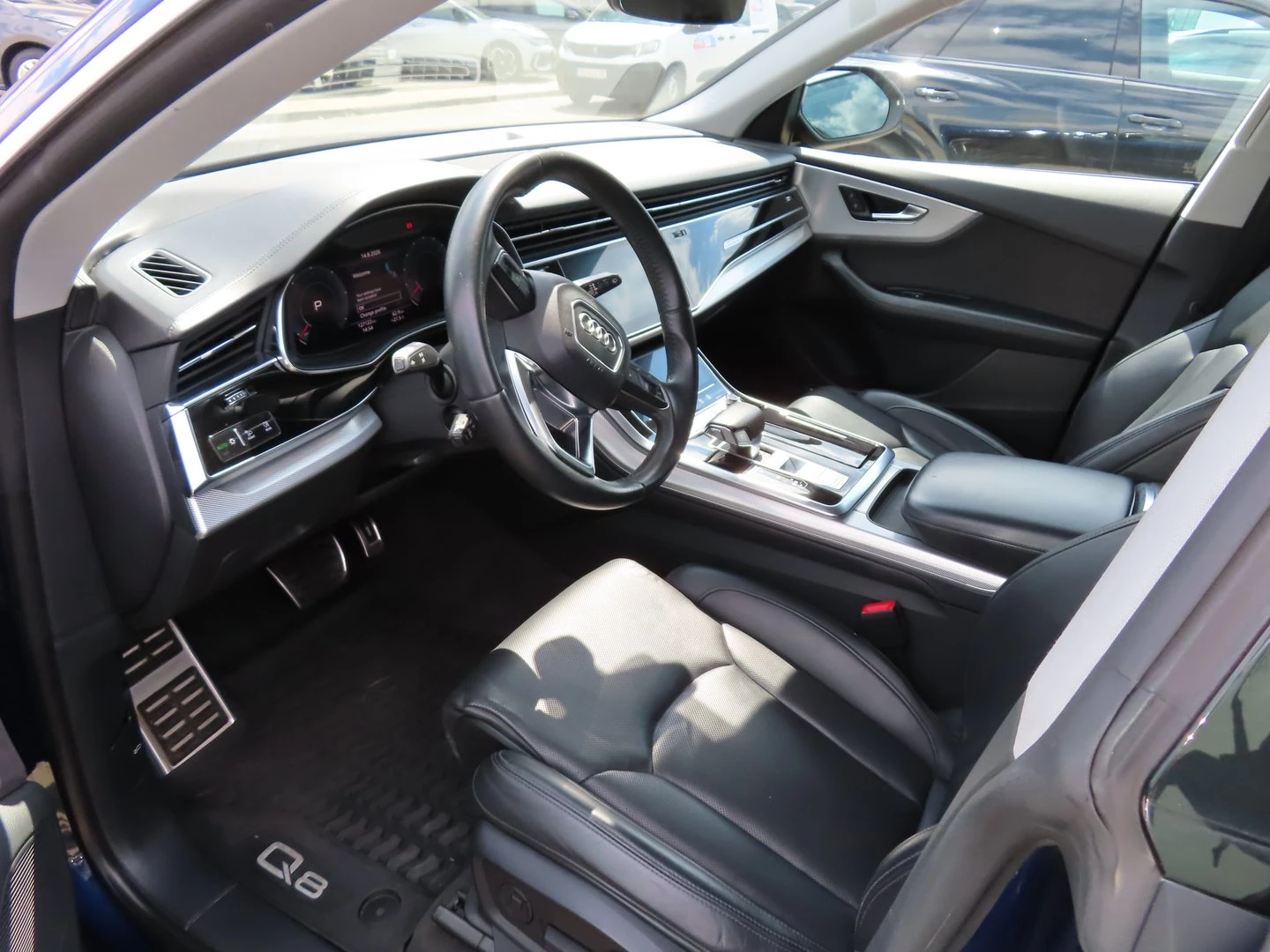Audi Q8, снимка 4 - Автомобили и джипове - 56420690