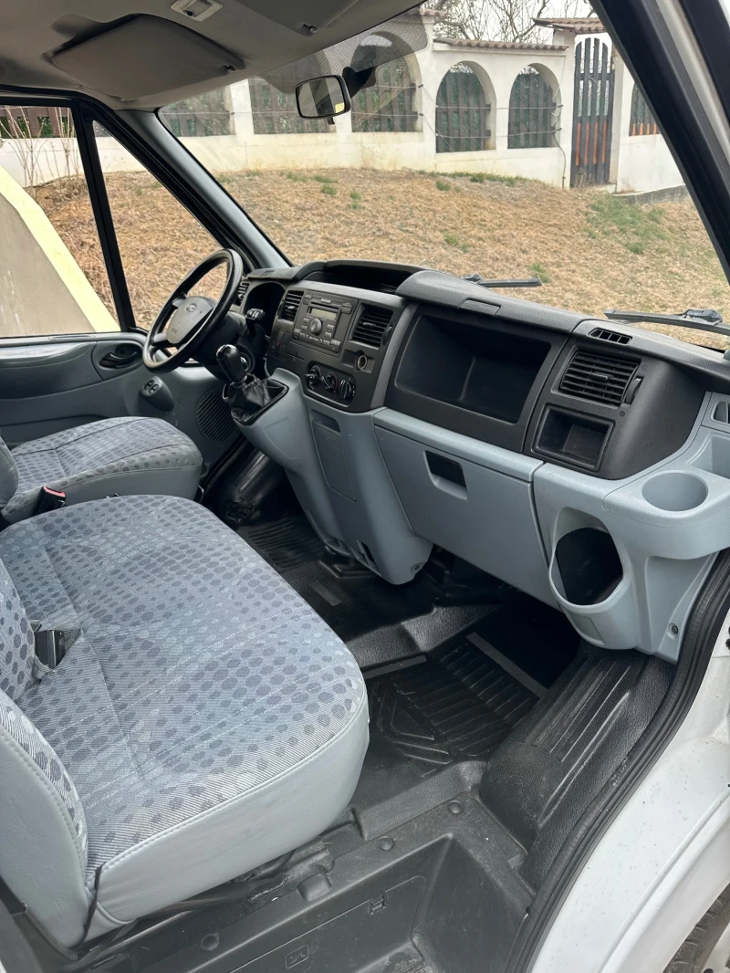 Ford Transit 2.2, снимка 11 - Бусове и автобуси - 49320440