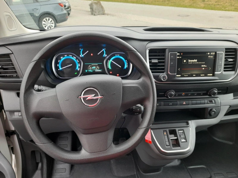 Opel Vivaro E* CAMERA* KLIMA* , снимка 4 - Бусове и автобуси - 51964653
