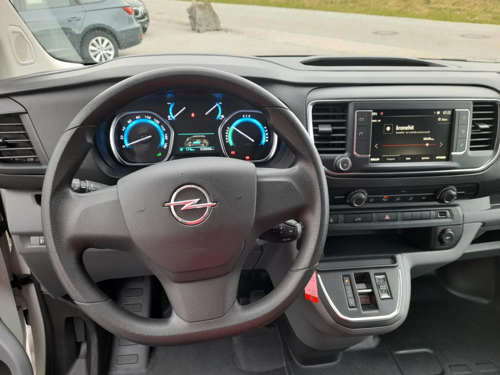 Opel Vivaro E* CAMERA* KLIMA*  - изображение 4