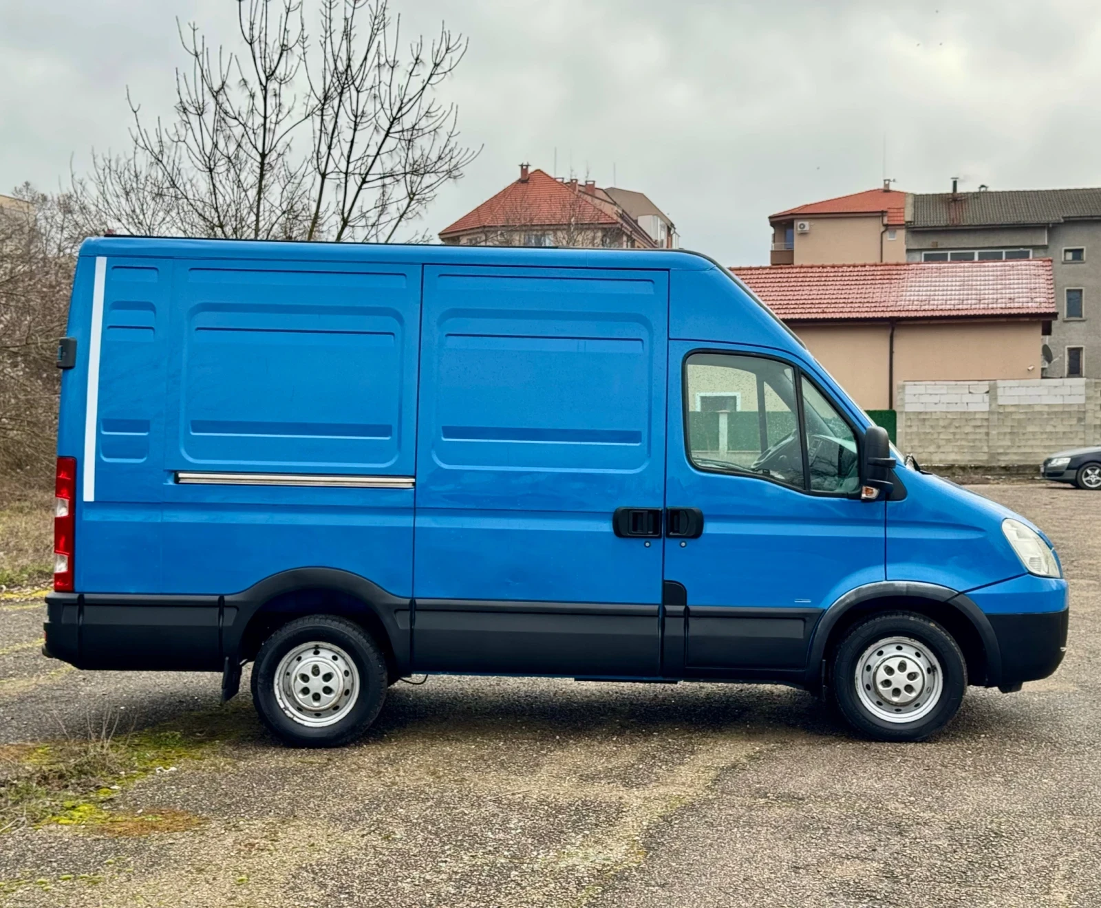 Iveco Daily Климатик* Седалка на Килограми* Сервизна История, снимка 7 - Бусове и автобуси - 53809597