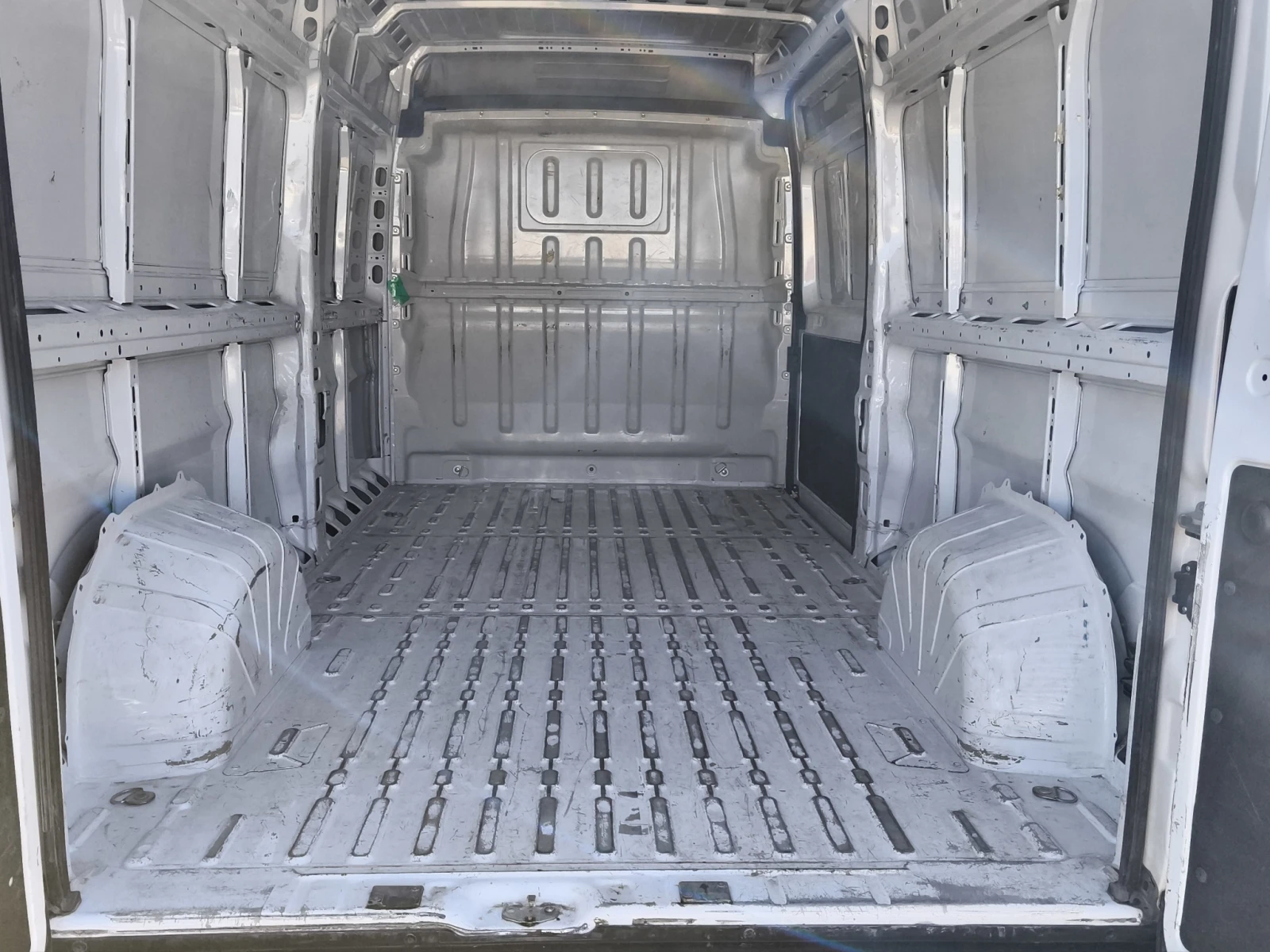 Citroen Jumper FT 35 L3H2 2.2 BlueHDI 140 BVM6 S&S E6 // 2301255, снимка 12 - Бусове и автобуси - 53824544