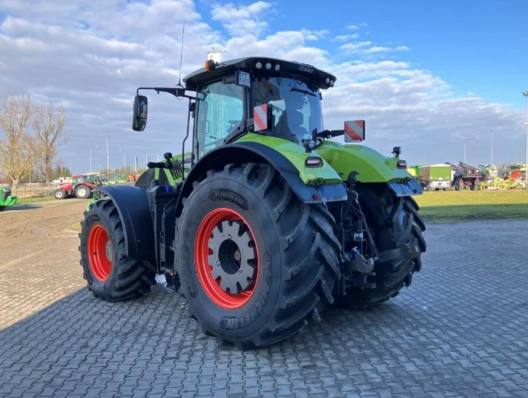 Трактор Claas AXION 930 - изображение 5