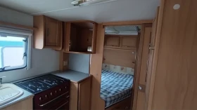 Каравана Avondale 555, снимка 8