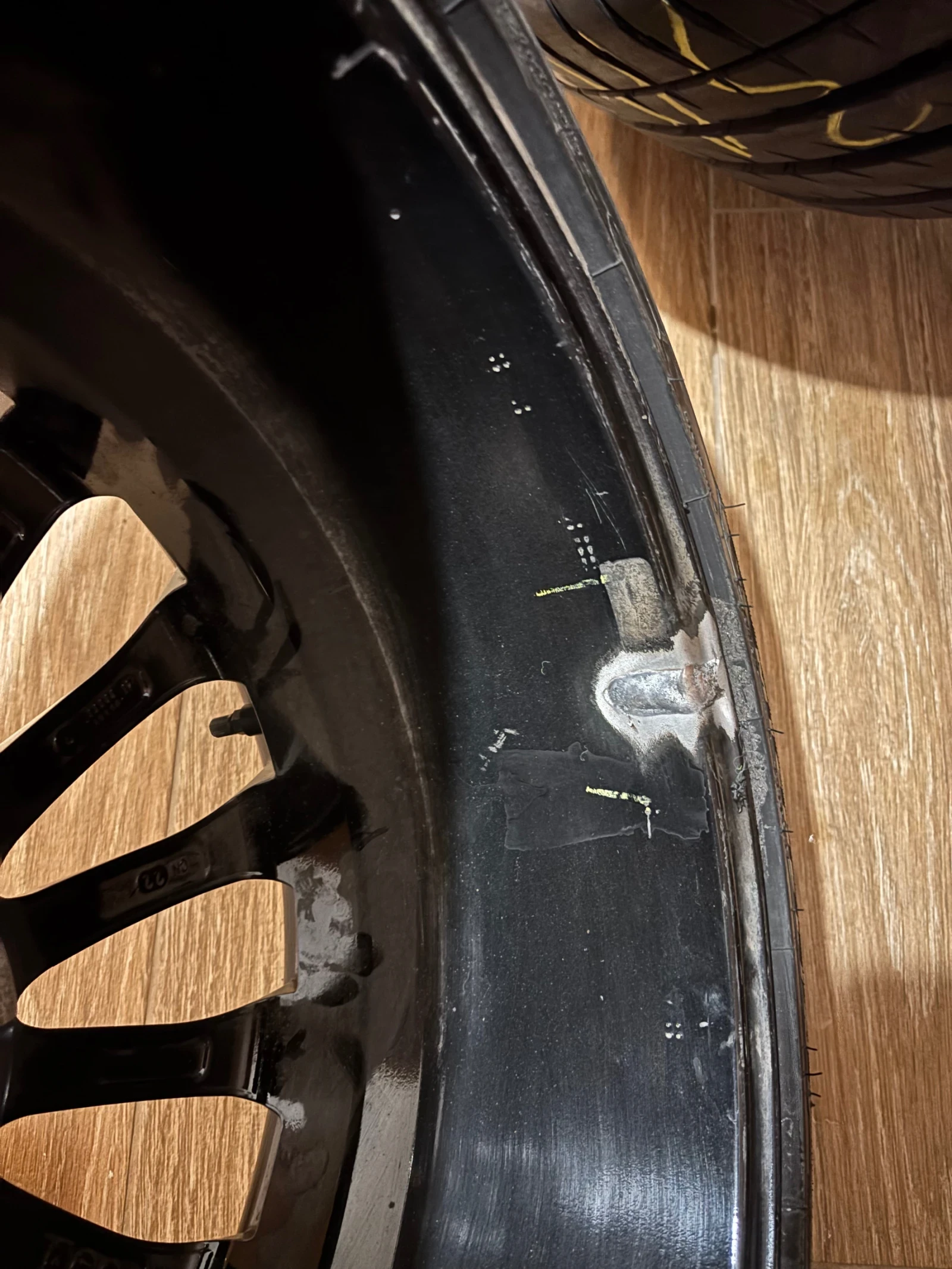 ���� � ������ 275/35R20 �� Mercedes-Benz E 50 AMG | Mobile.bg � ����������� 5