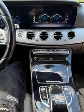 Mercedes-Benz E 220, снимка 7