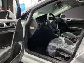 VW Golf 2.0 Tdi Premium, снимка 11