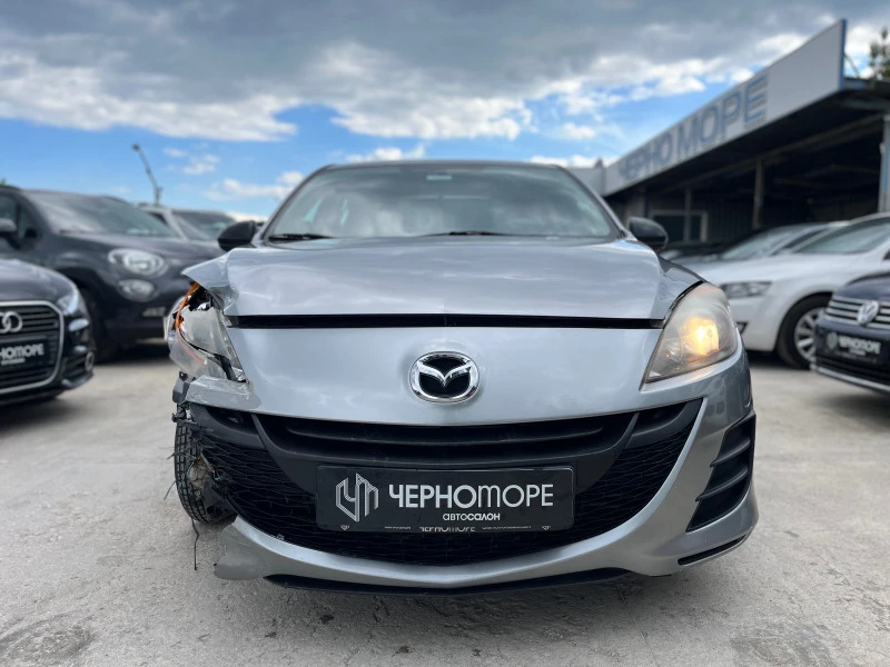 Mazda 3 1.6i DOHC Sedan, снимка 5 - Автомобили и джипове - 45731602