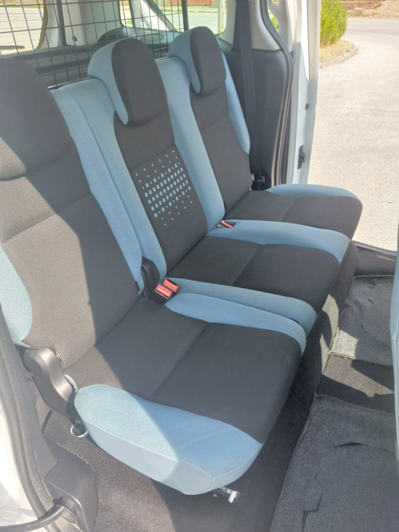 Citroen Berlingo 1.6i Multispace, снимка 16 - Автомобили и джипове - 46698674