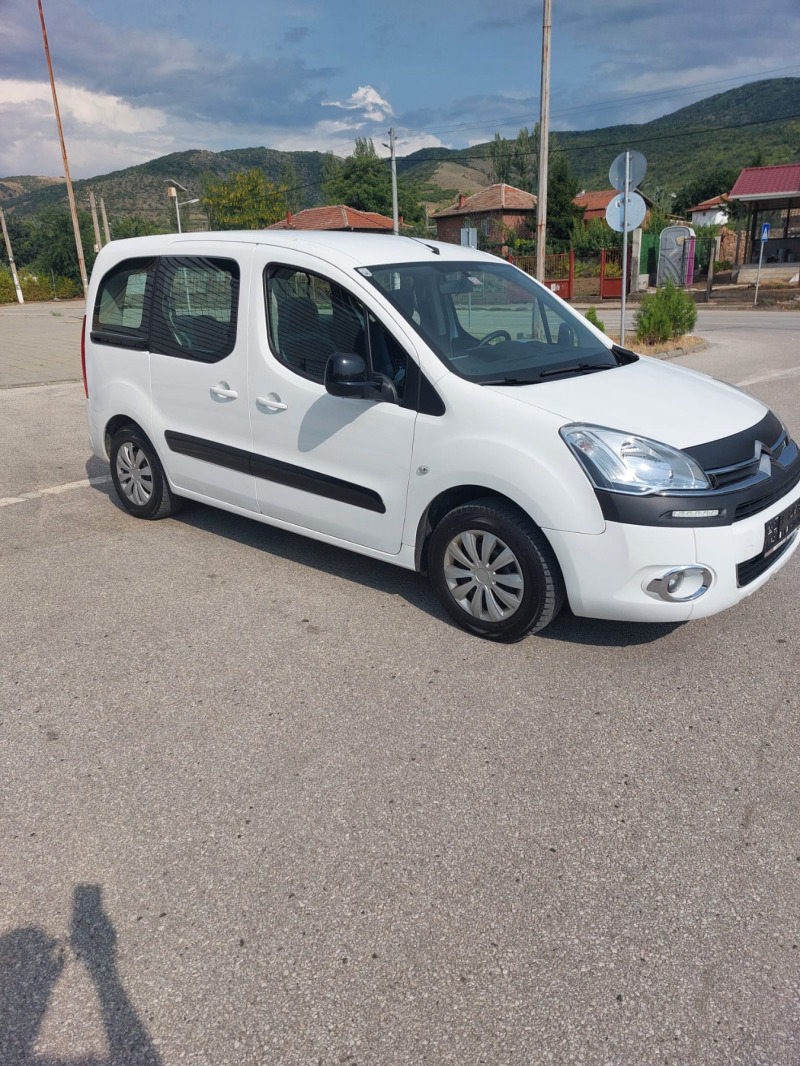 Citroen Berlingo 1.6i Multispace, снимка 2 - Автомобили и джипове - 46698674