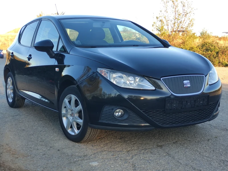 Seat Ibiza 1.2TDi КЛИМАТРОНИК , снимка 2 - Автомобили и джипове - 47443304