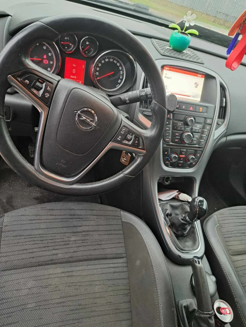 Opel Astra, снимка 4 - Автомобили и джипове - 47559663