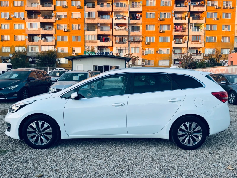 Kia Ceed 1.6 CRDI NAVI, снимка 8 - Автомобили и джипове - 47929479