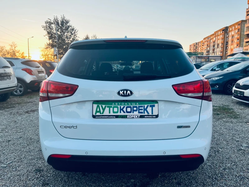 Kia Ceed 1.6 CRDI NAVI, снимка 6 - Автомобили и джипове - 47929479