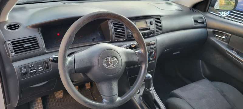 Toyota Corolla, снимка 9 - Автомобили и джипове - 48269995