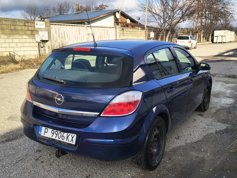 Opel Astra 1.7 CDTI, снимка 4 - Автомобили и джипове - 48325187