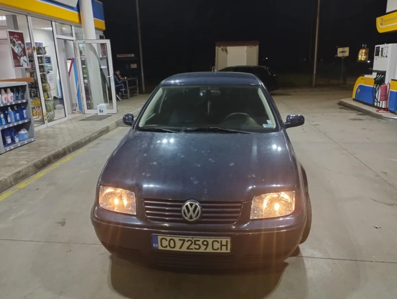 VW Bora, снимка 8 - Автомобили и джипове - 48921011