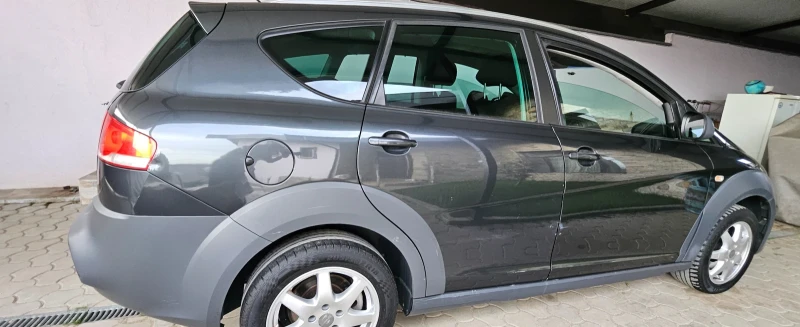 Seat Altea Freetrack 4, снимка 7 - Автомобили и джипове - 52544022