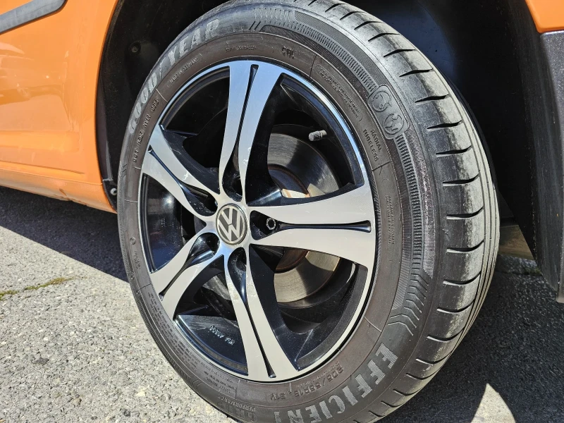 VW Caddy 1.4ТGI 2017г. Фабричен Метан Виж описанието, снимка 9 - Автомобили и джипове - 52505472